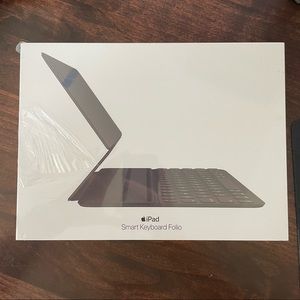 Apple iPad Smart Keyboard Folio